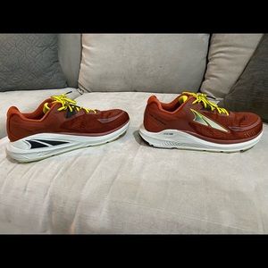 Altra Paradigm 6 Men’s Size 10
